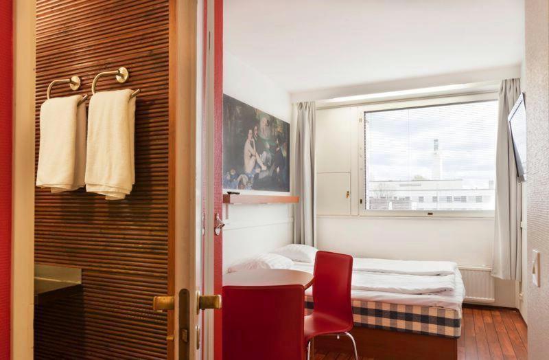 酒店 Omena Seinäjoki