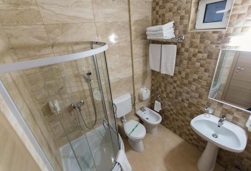 Отель Orient Braila