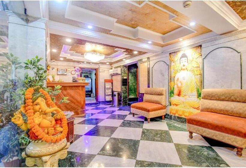 هتل Pan Asia International