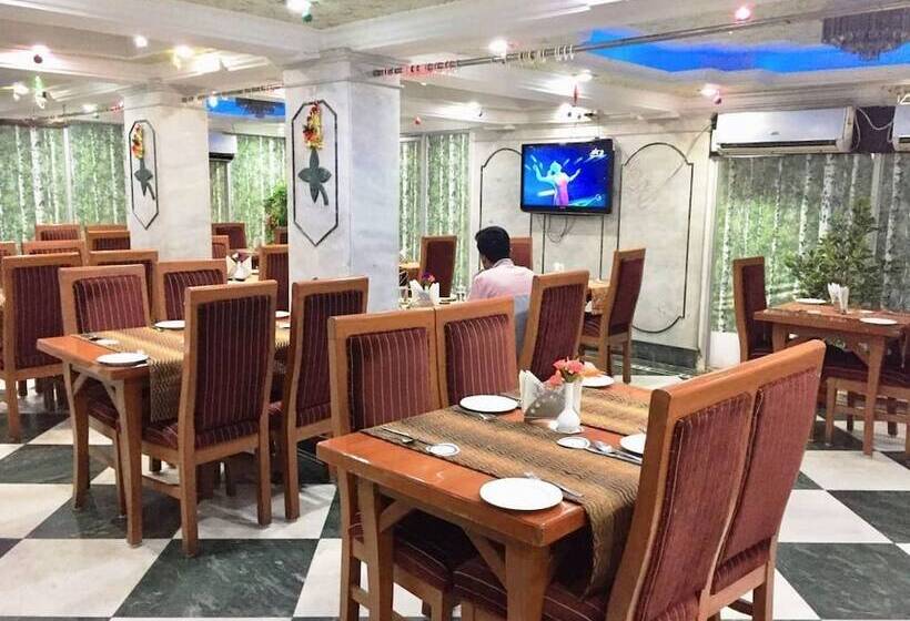 هتل Pan Asia International