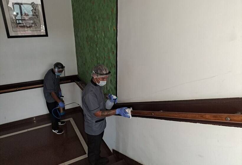 Отель Preethi Classic Towers