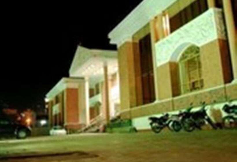 Отель Preethi Classic Towers