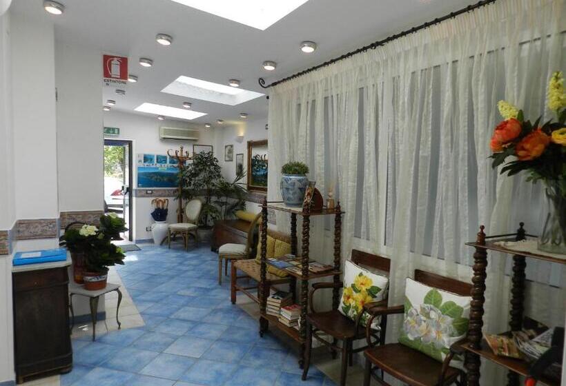 Отель Punta Mesco