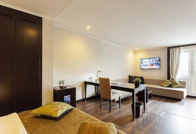 Quentin Boutique Hotel