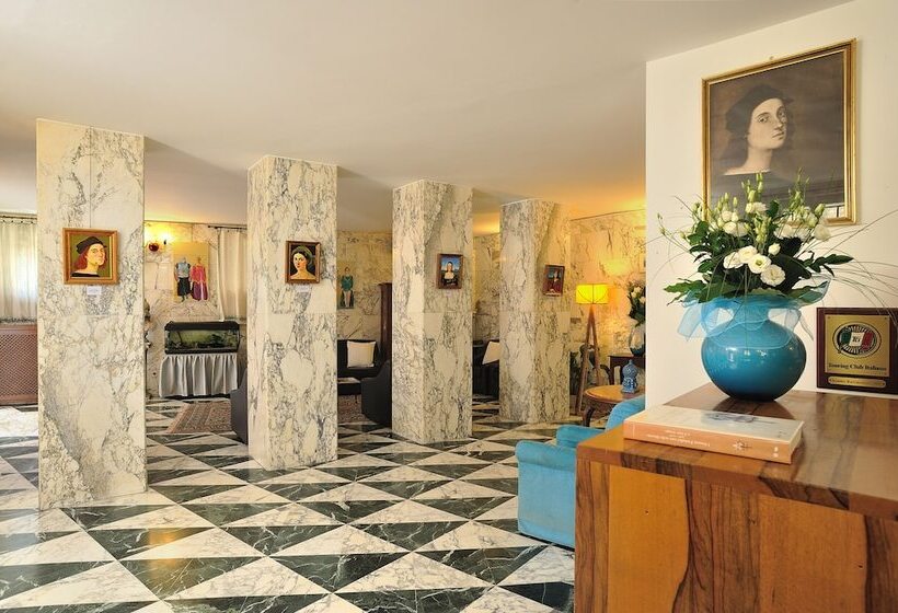 فندق Raffaello   Self Check In Free