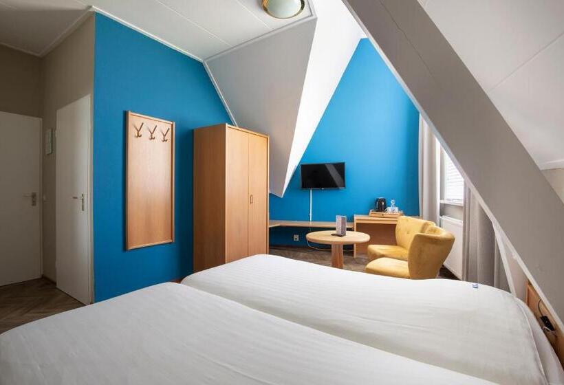 فندق Restaurant Mondriaan