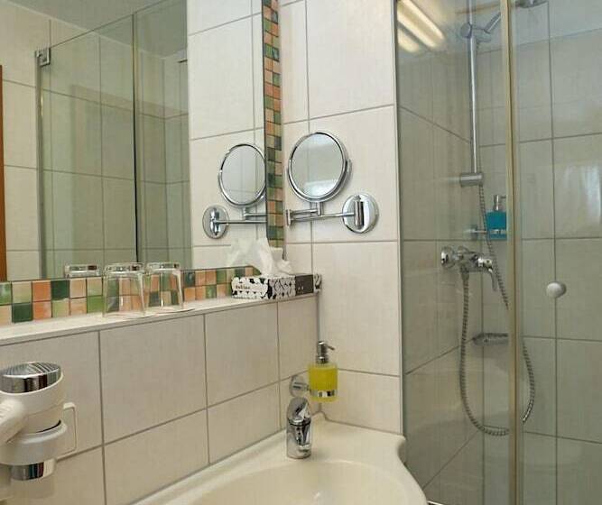 בית מלון כפרי Römer