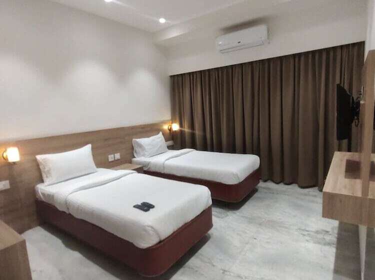 ホテル Royal Paris