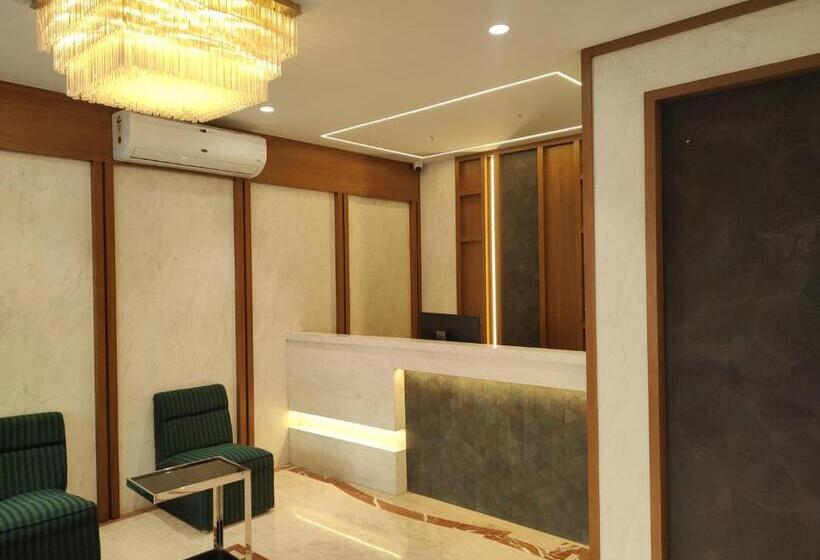 ホテル Royal Paris