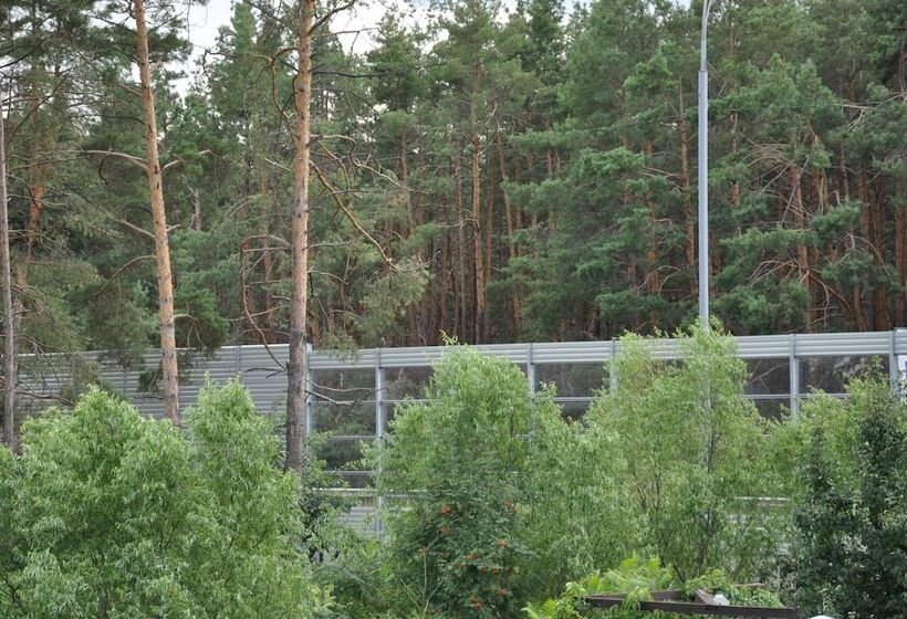 בית מלון כפרי Seasons Spa Boutique