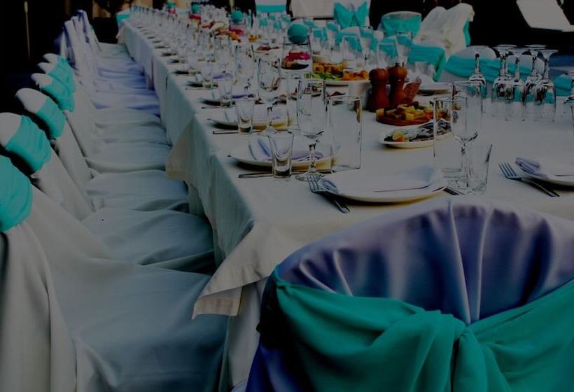 בית מלון כפרי Seasons Spa Boutique