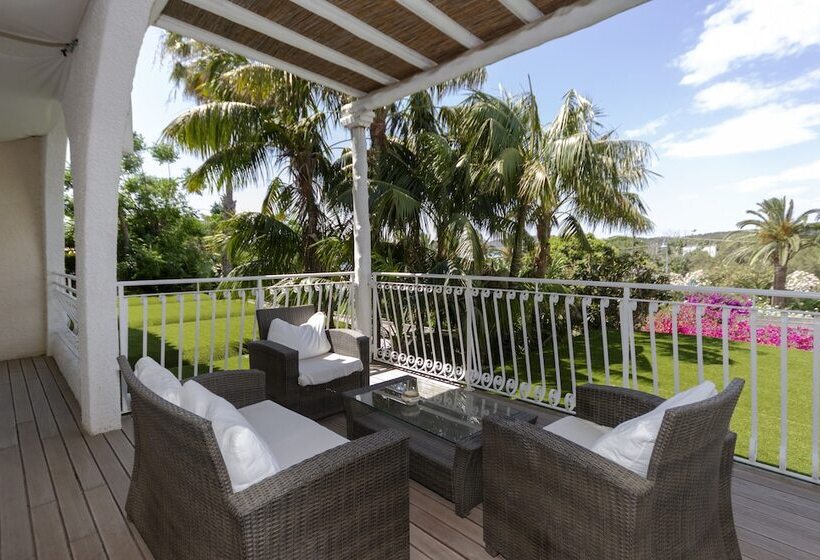 ホテル Simius Playa