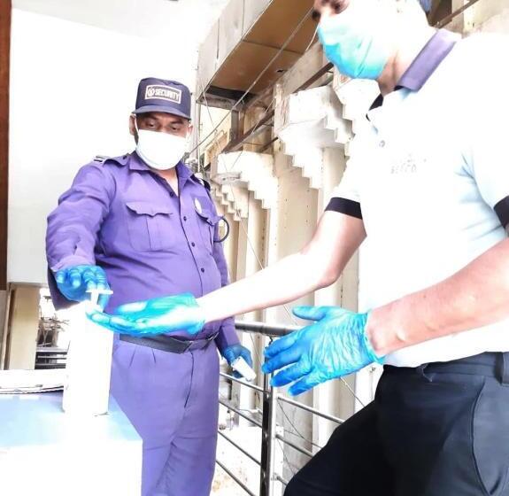 ホテル The Royal Melange Beacon