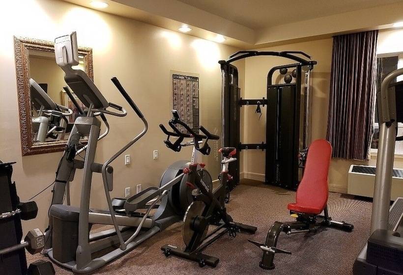 בית מלון כפרי Travelodge By Wyndham Spruce Grove