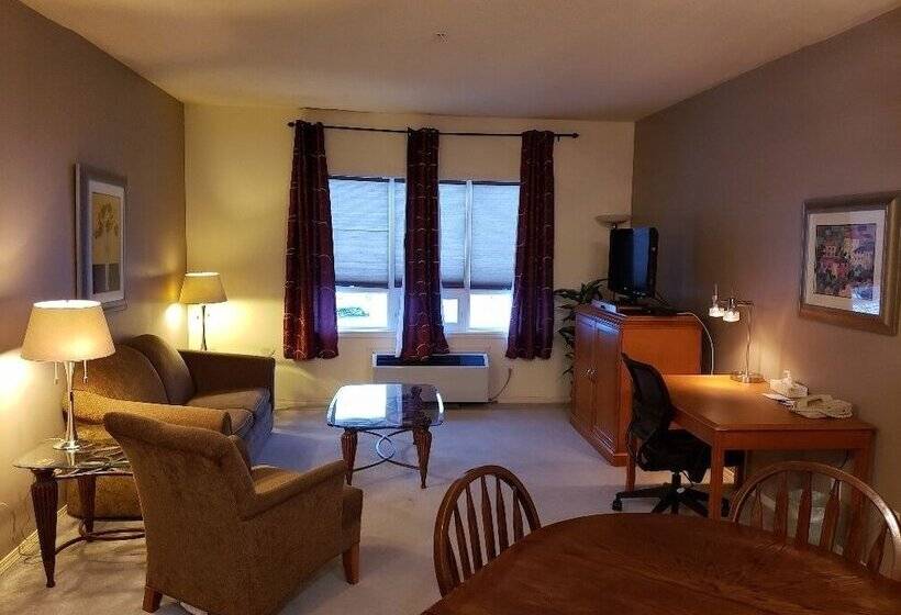 בית מלון כפרי Travelodge By Wyndham Spruce Grove