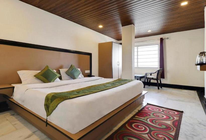 בית מלון כפרי Treebo Mayur, Mall Road