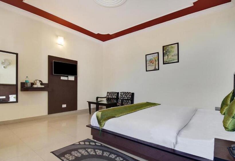 فندق Treebo Mayur, Mall Road