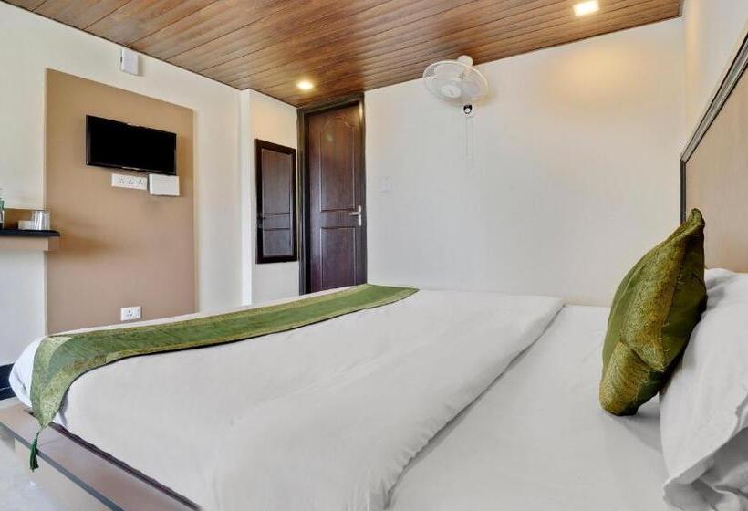 בית מלון כפרי Treebo Mayur, Mall Road