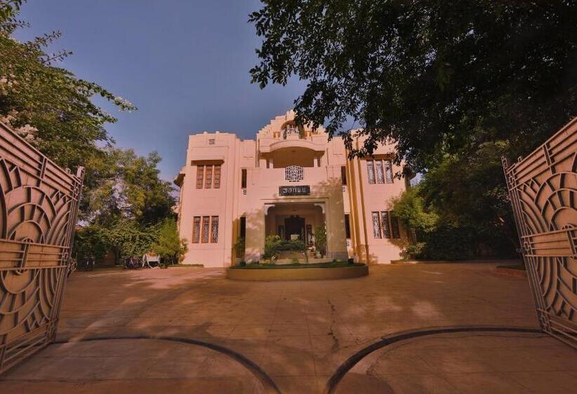 Отель Visalam Chettinad Palace   A Cgh Earth Experience