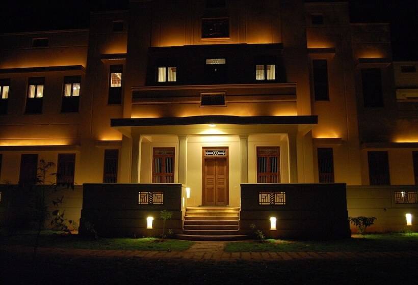 Отель Visalam Chettinad Palace   A Cgh Earth Experience