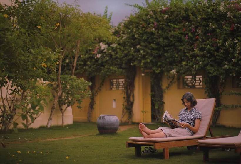 Отель Visalam Chettinad Palace   A Cgh Earth Experience