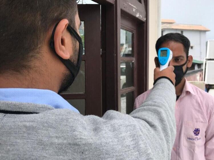 호텔 Vishnu Palace