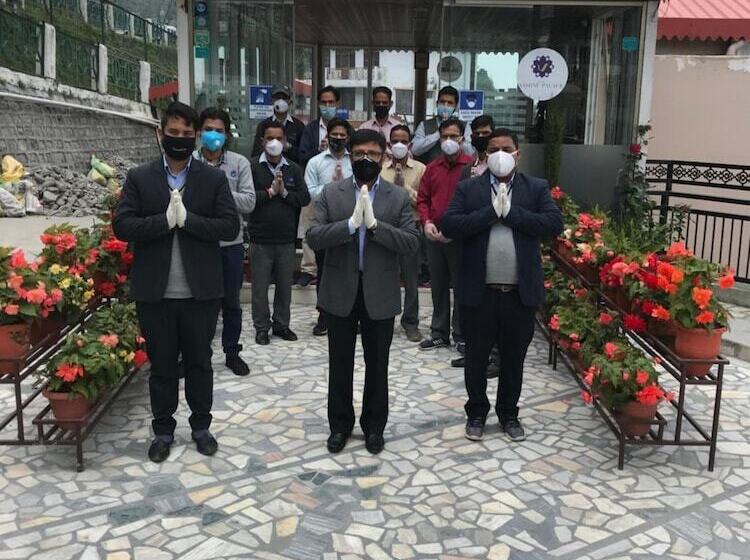 호텔 Vishnu Palace