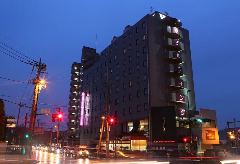 בית מלון כפרי Wing International Sagamihara