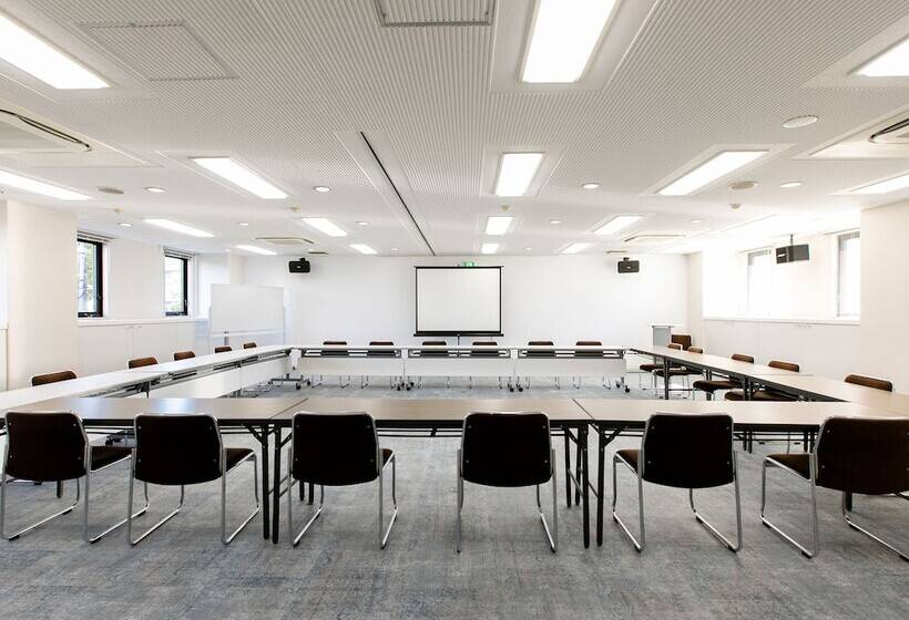 בית מלון כפרי Wing International Sagamihara