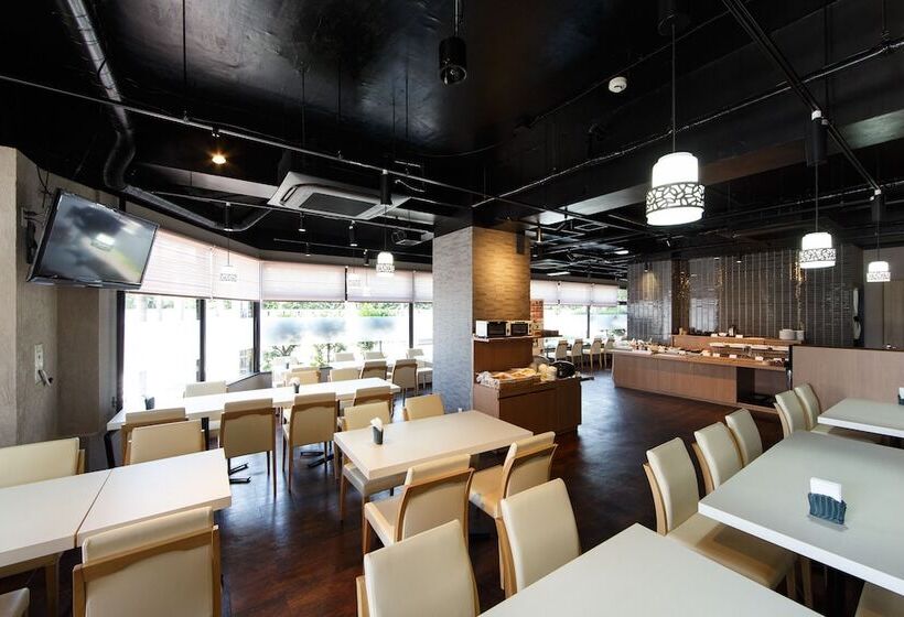 בית מלון כפרי Wing International Sagamihara