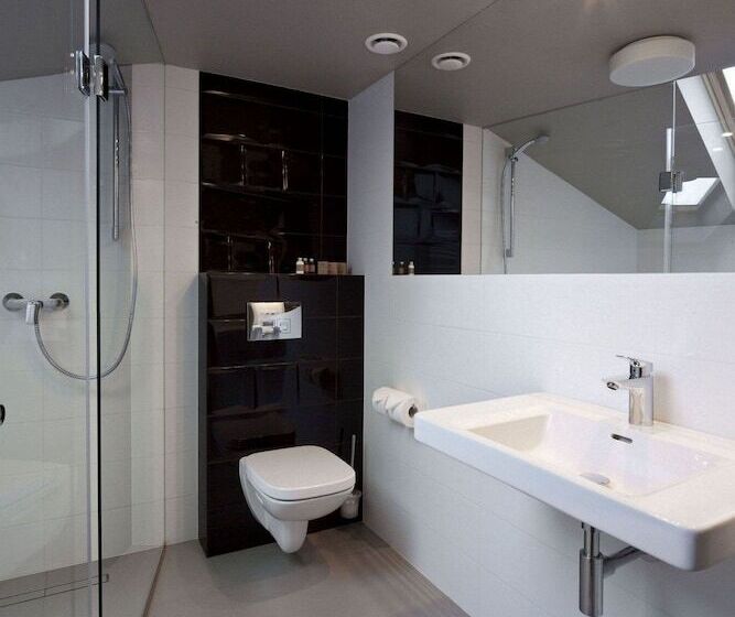 Отель Witkowski Warsaw Airport