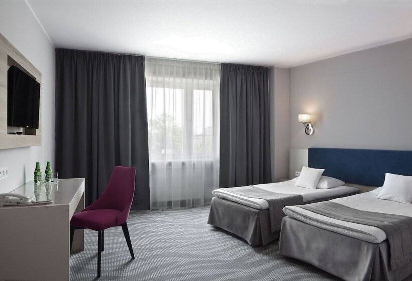 هتل Witkowski Warsaw Airport