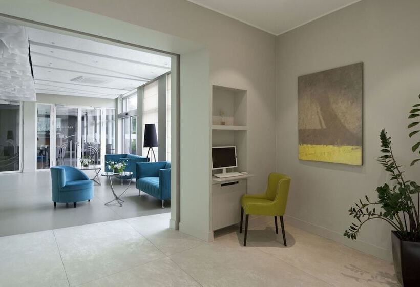 Отель Witkowski Warsaw Airport