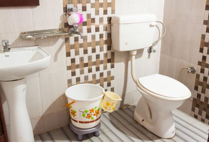 בית מלון כפרי Yatri Niwas