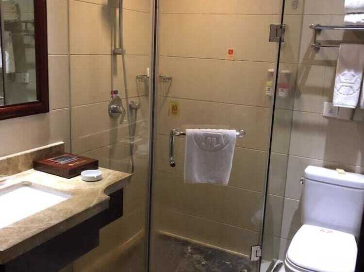 בית מלון כפרי Yiyang Huatian