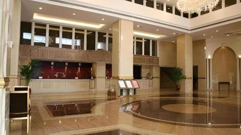 בית מלון כפרי Yiyang Huatian