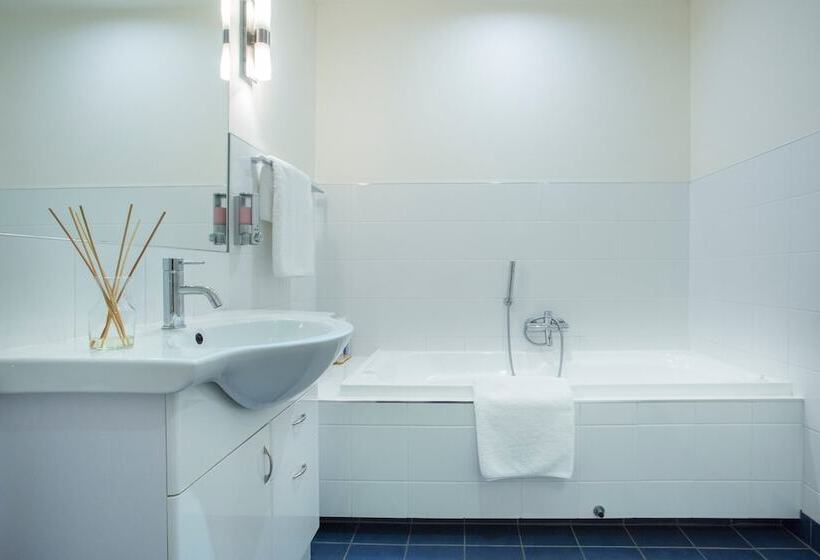 モーテル Harbourside Lodge