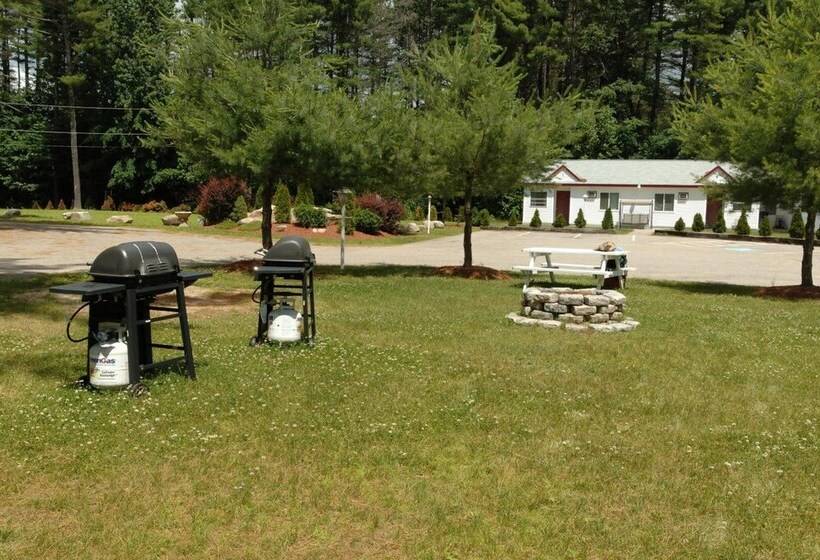 모텔 Saco River Motor Lodge & Suites
