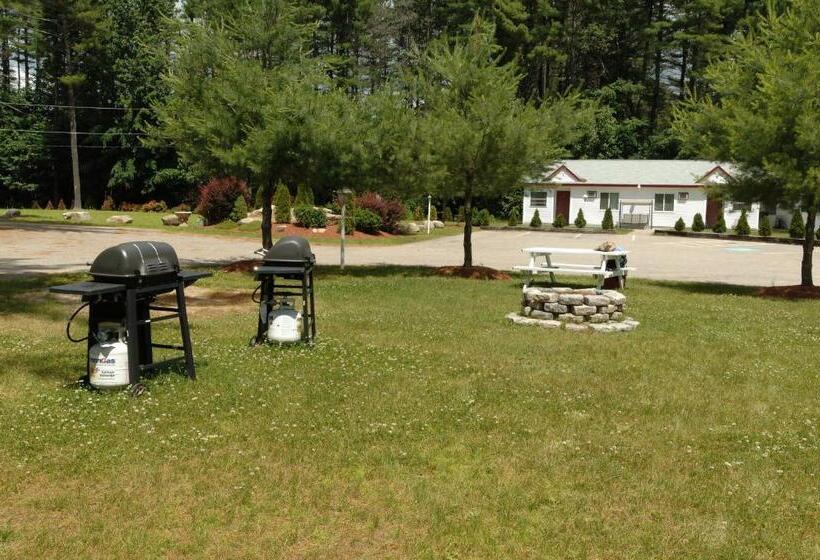 모텔 Saco River Motor Lodge & Suites