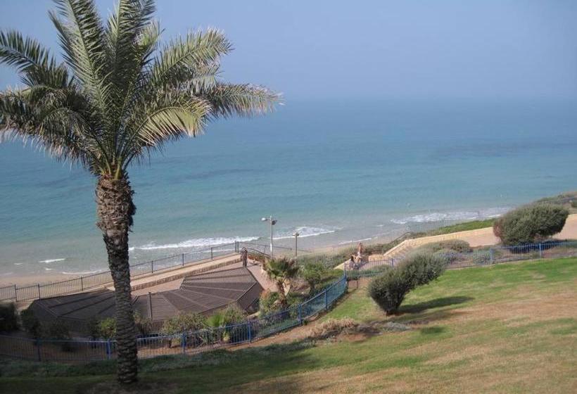 Nitza Seaview Apartments