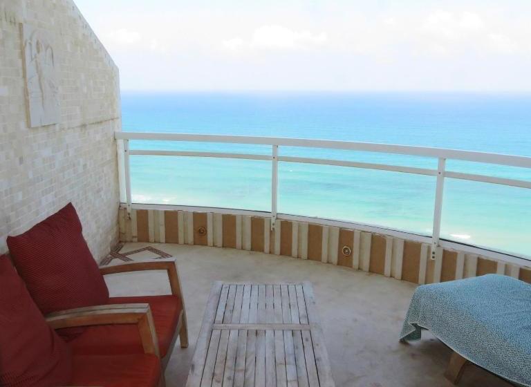 Nitza Seaview Apartments