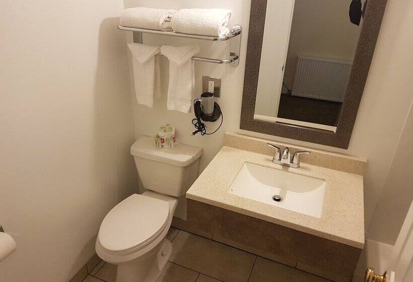 Parkway Motel & European Lodges