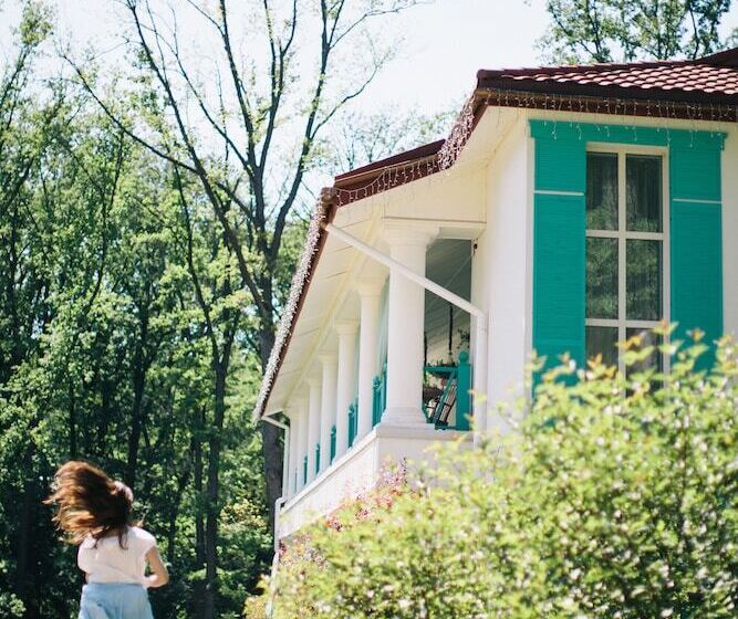 بنسيون Nasha Dacha Country Estate