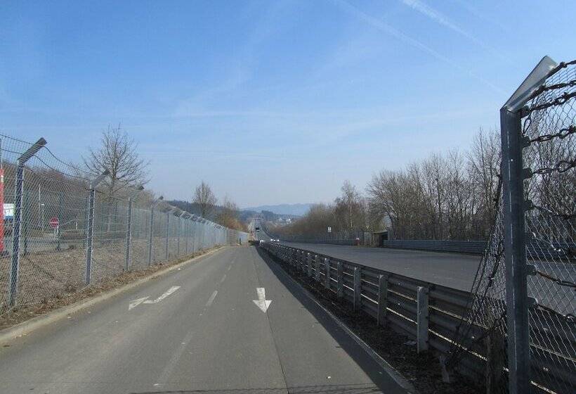 Land Gut Hotel Zur Burg Nürburg