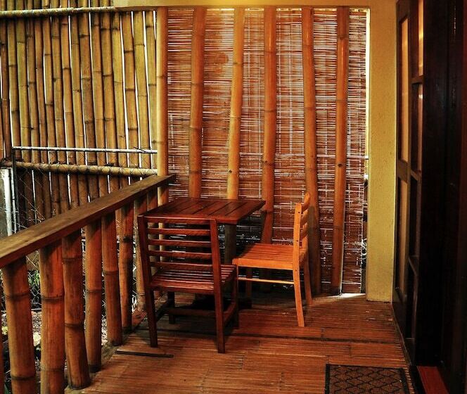 Resort Lazy Dog Bed & Breakfast