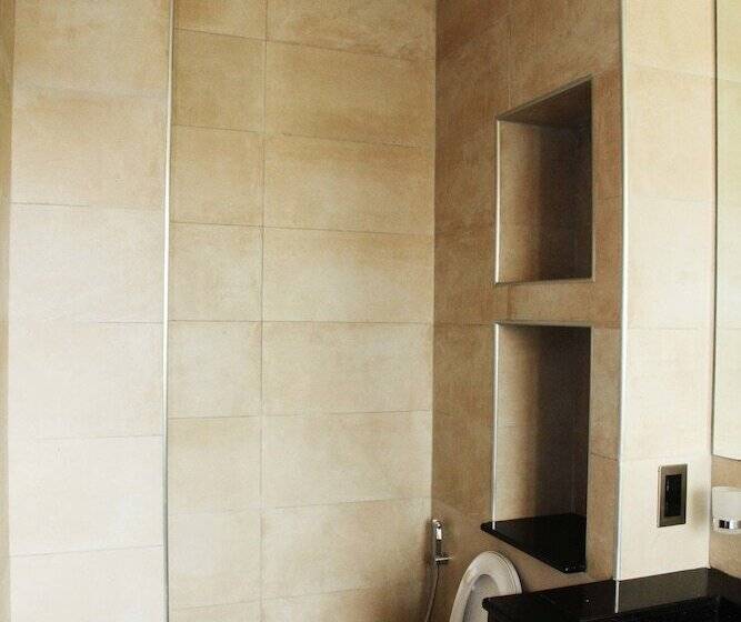 Speke Apartments Wampewo