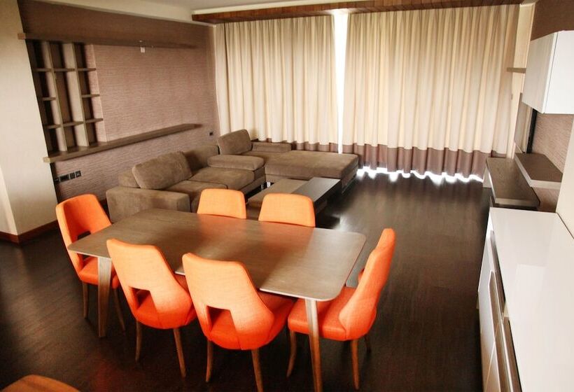 Speke Apartments Wampewo