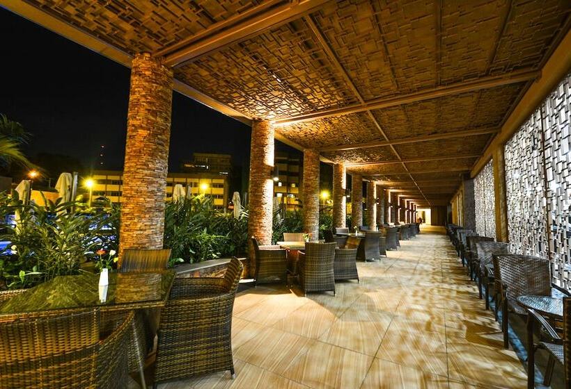 Speke Apartments Wampewo