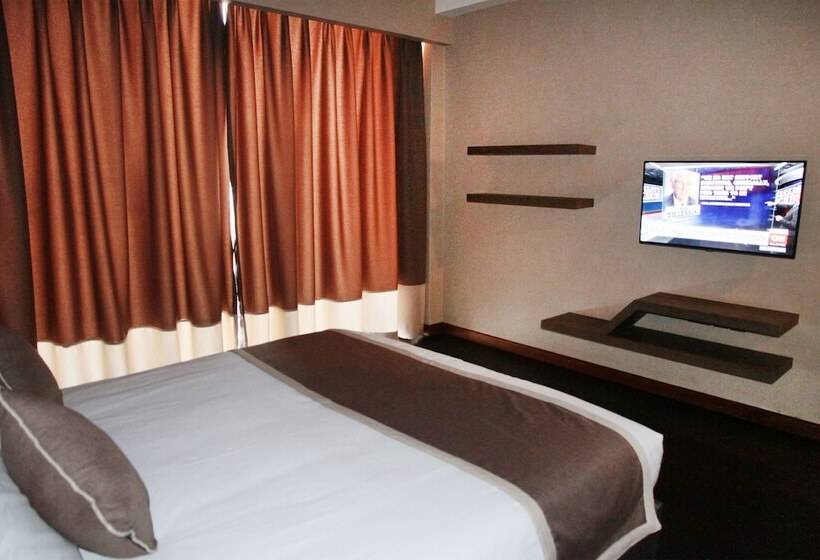 Speke Apartments Wampewo