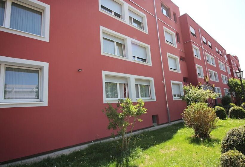 Swiss Star Zurich Airport   Self Check In